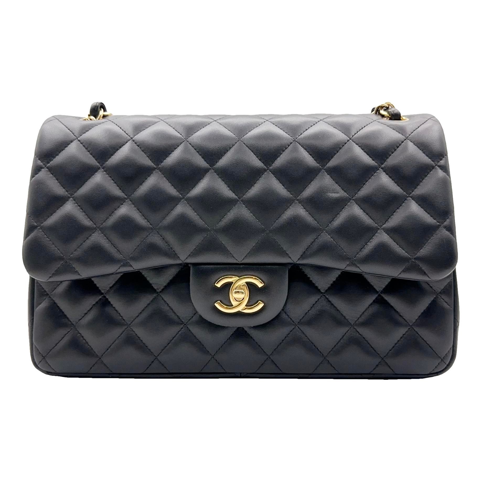 Timeless/Classique leather crossbody bag
