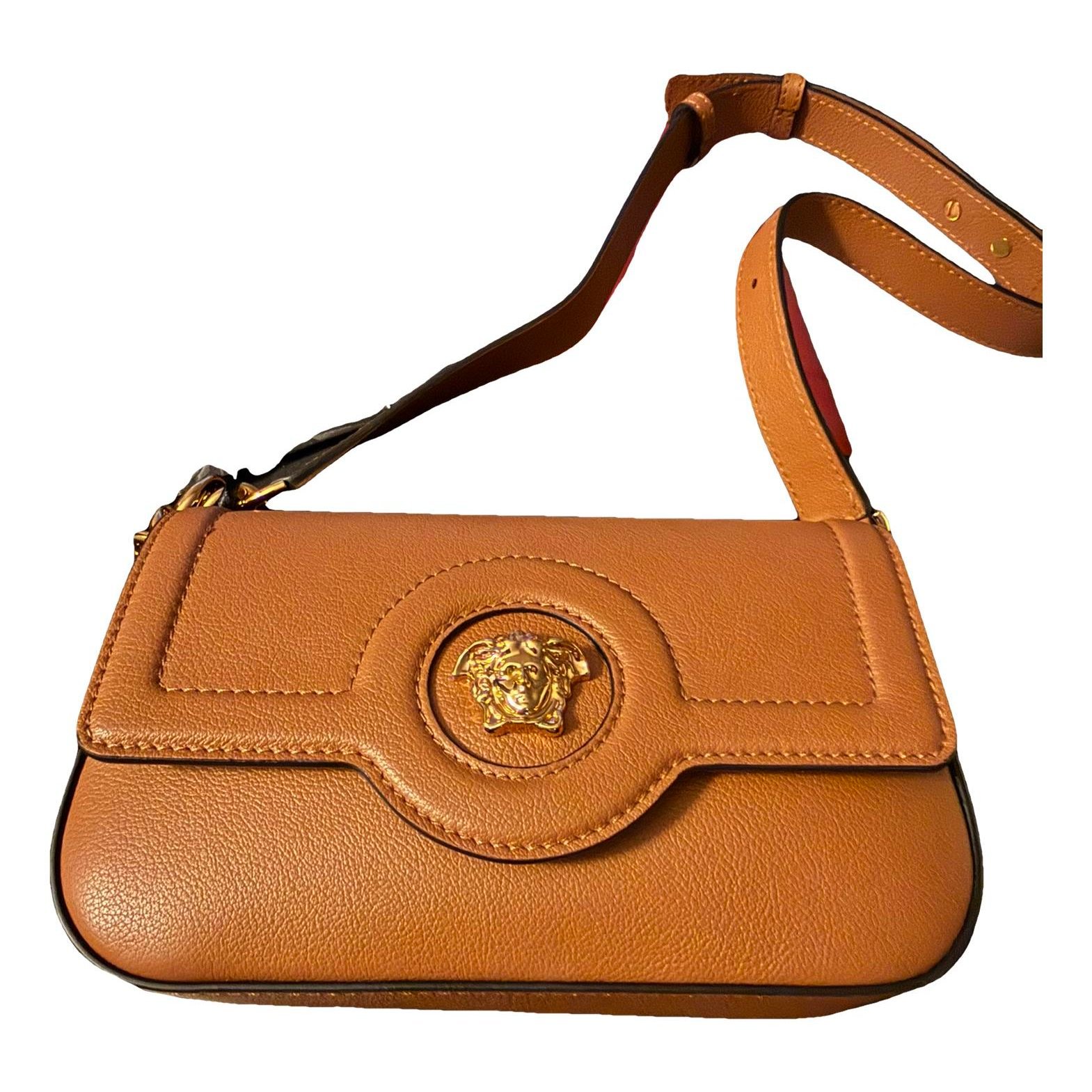 La Medusa leather crossbody bag