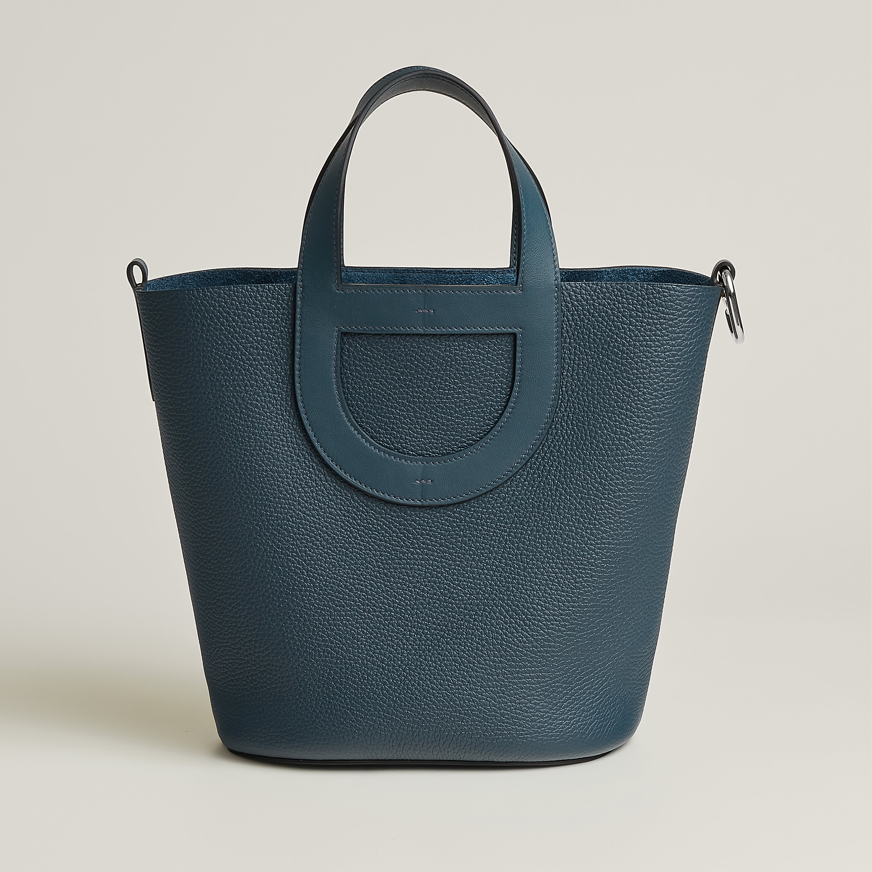 Hermès In-the-Loop 23 bag