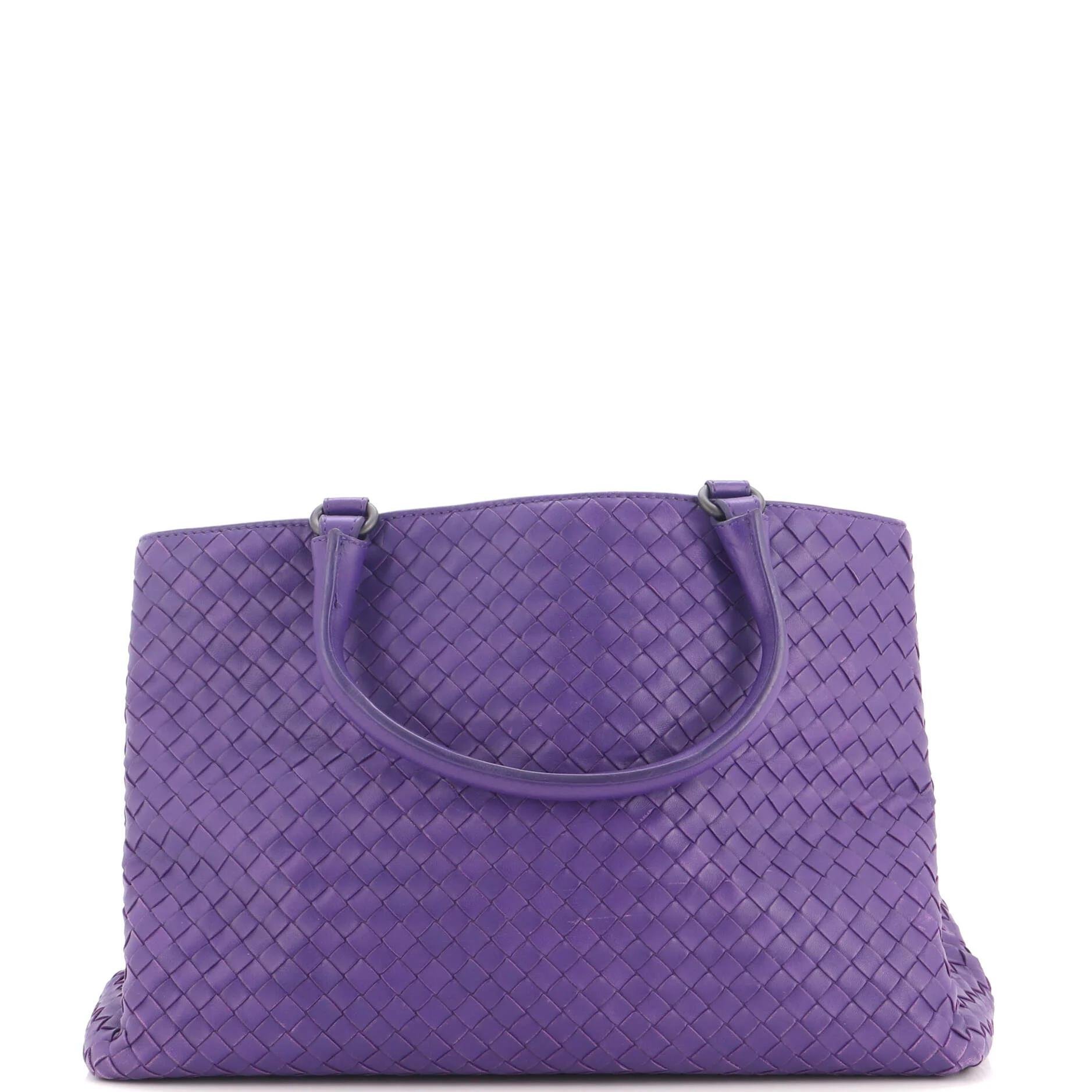 Leather tote