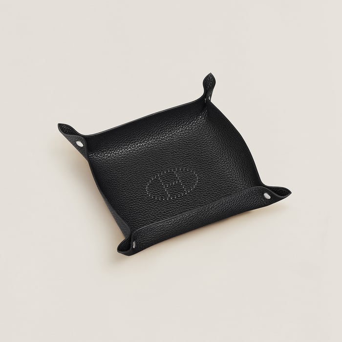 Noir Mises Et Relances H Evelyne Change Tray