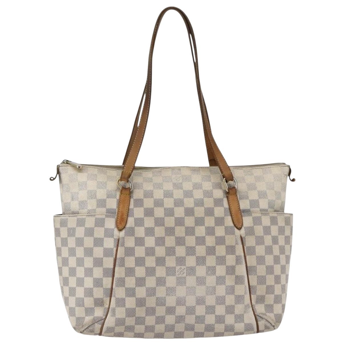 Totally leather tote