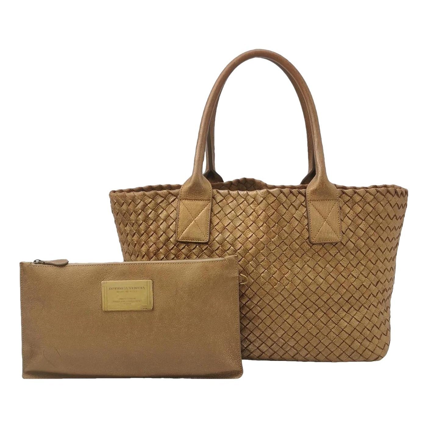 Bottega Veneta Cabat leather bag