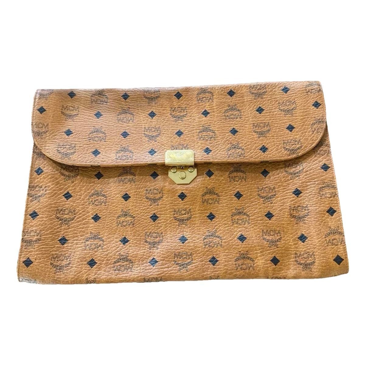 Leather clutch bag