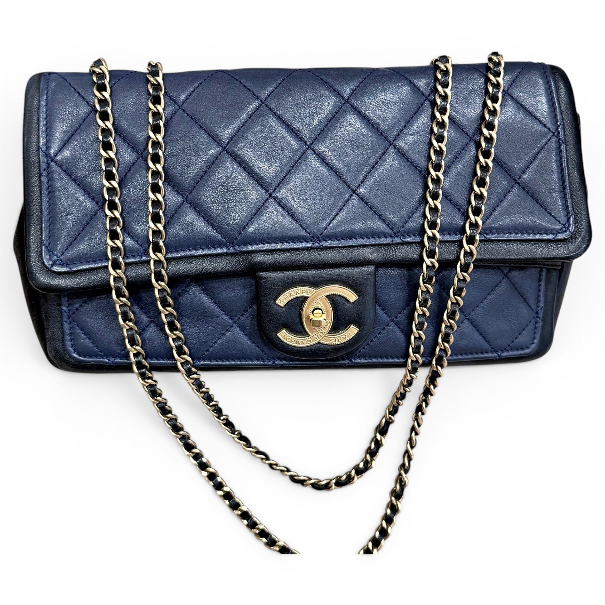 Timeless/Classique leather crossbody bag