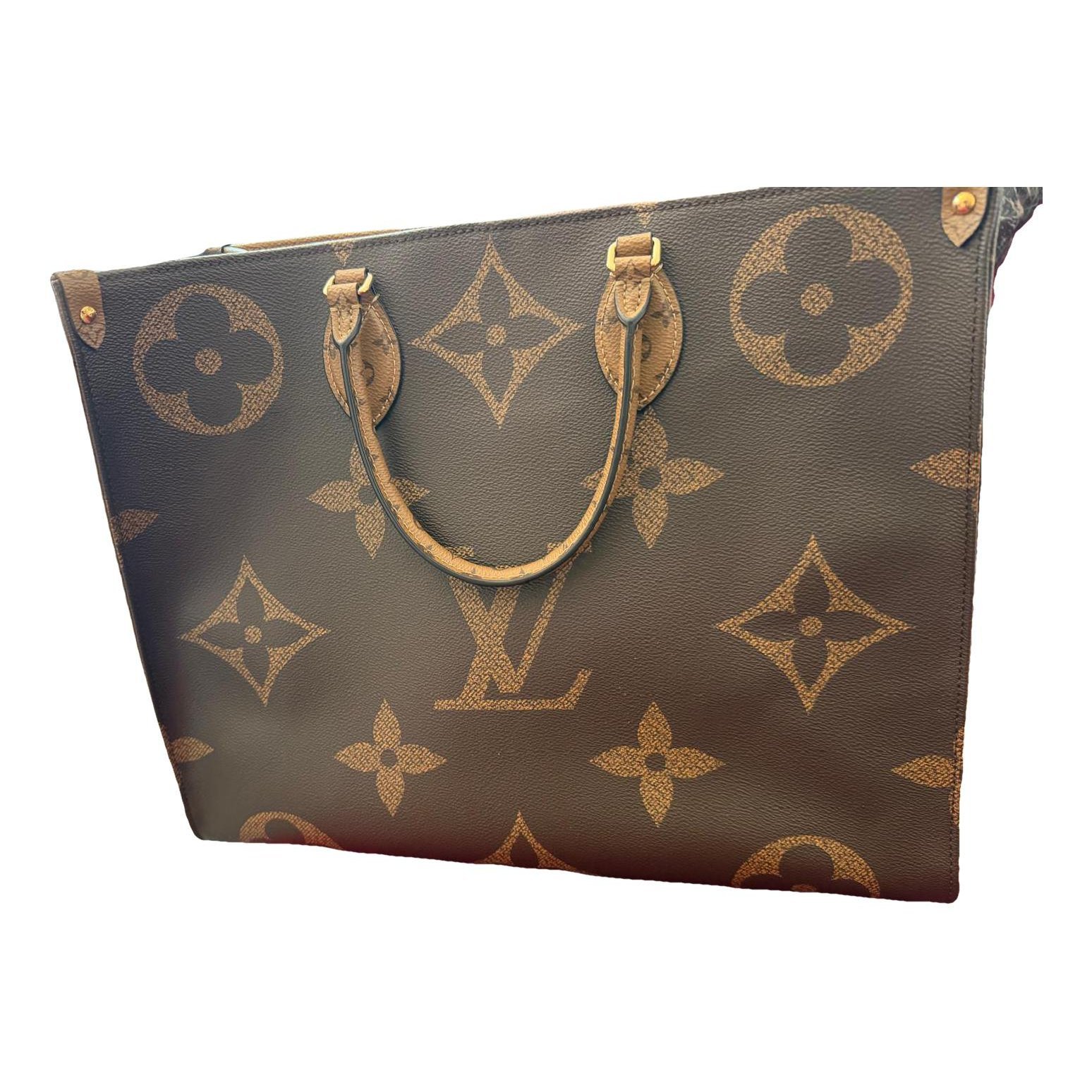 Onthego leather tote