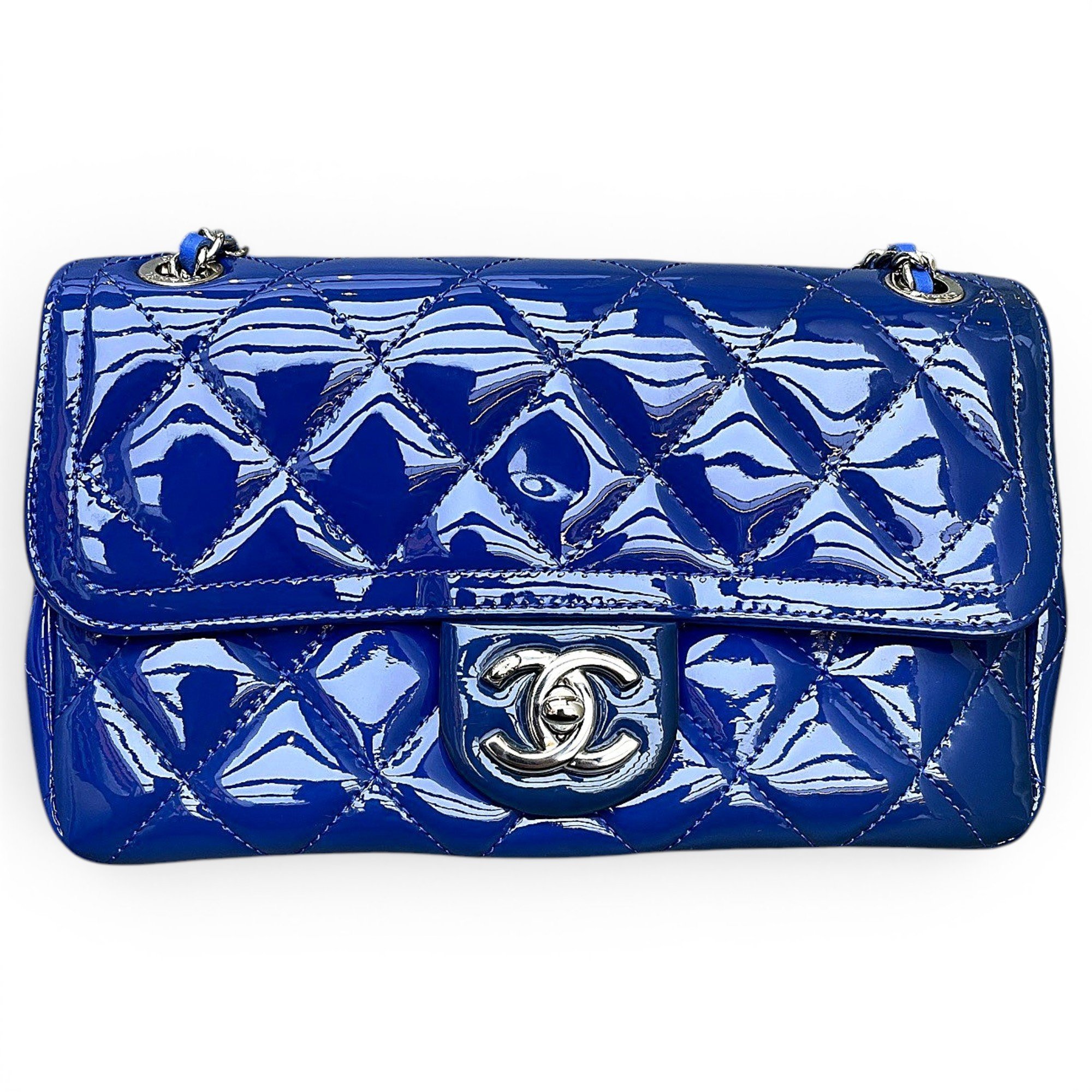 Timeless/Classique patent leather crossbody bag