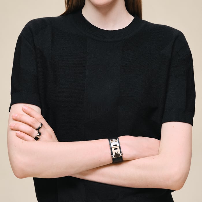 Noir "H Voyage" Short-sleeve Sweater