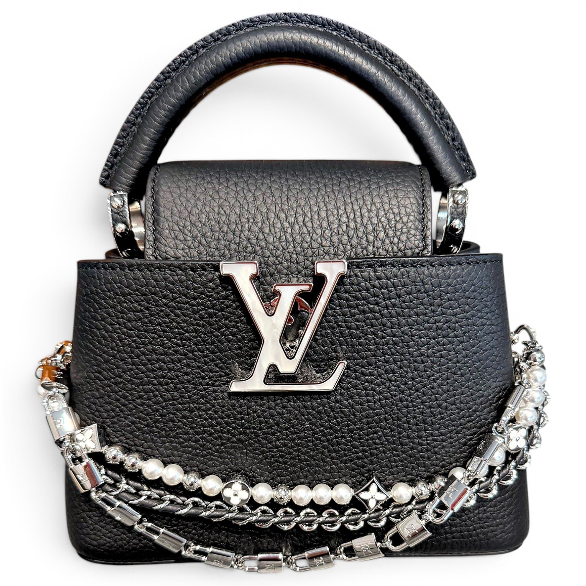 Capucines leather handbag