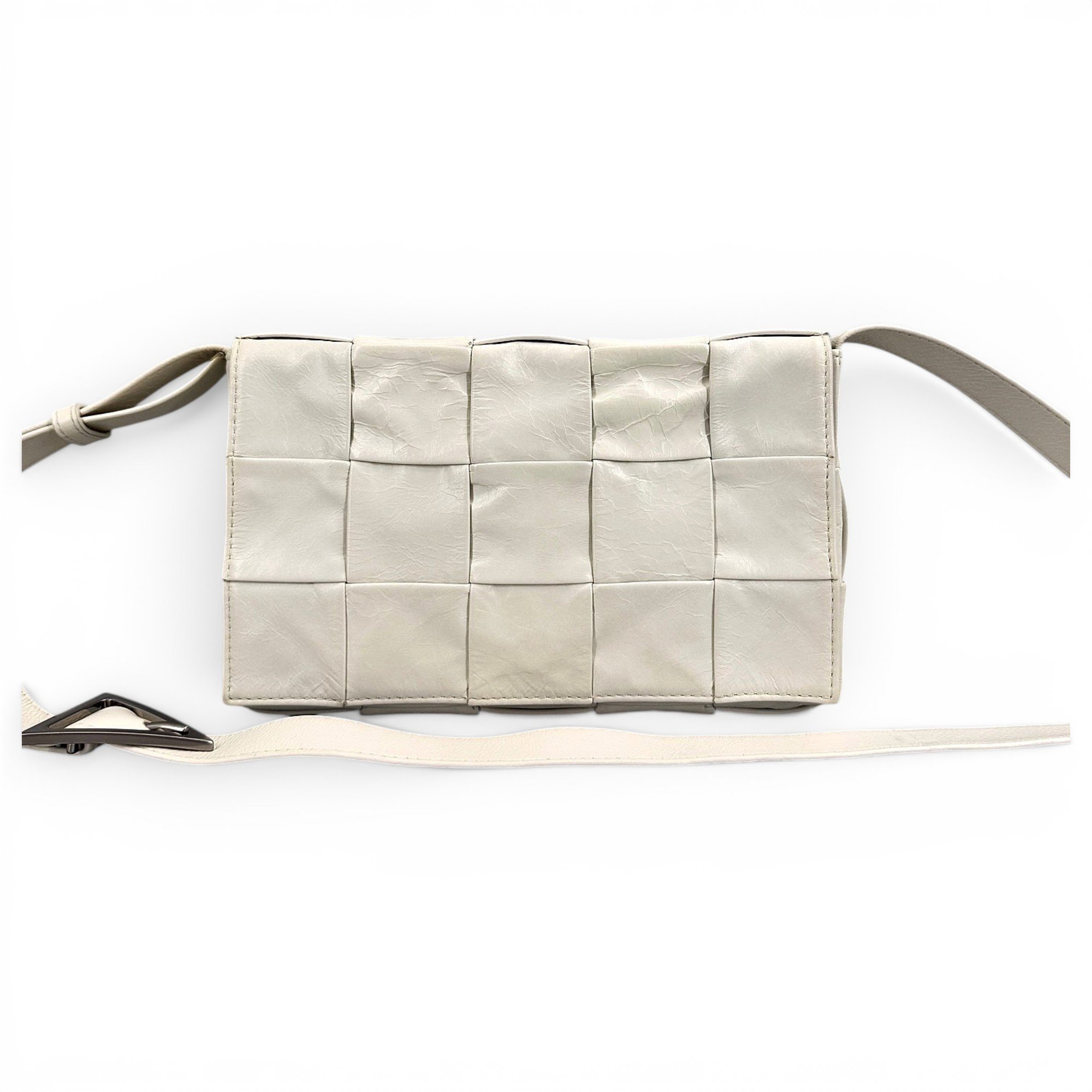 Cassette leather handbag