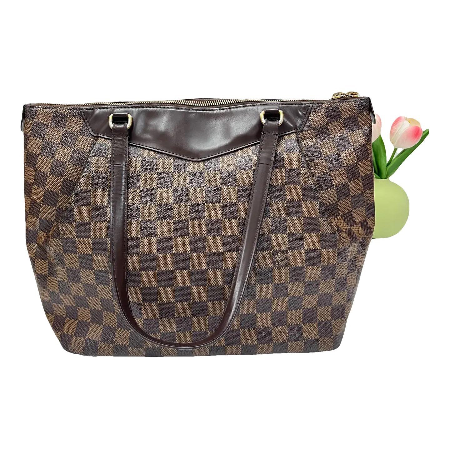 Westminster vinyl handbag
