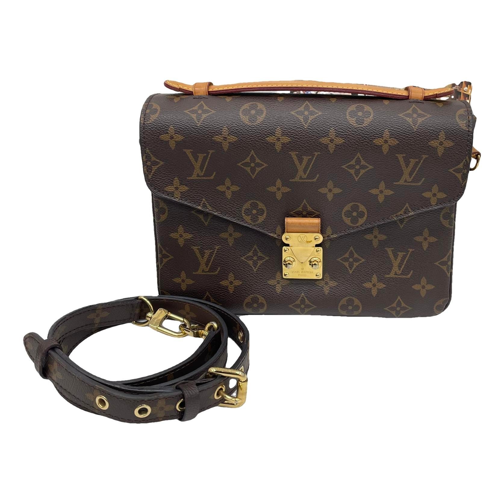Metis leather handbag
