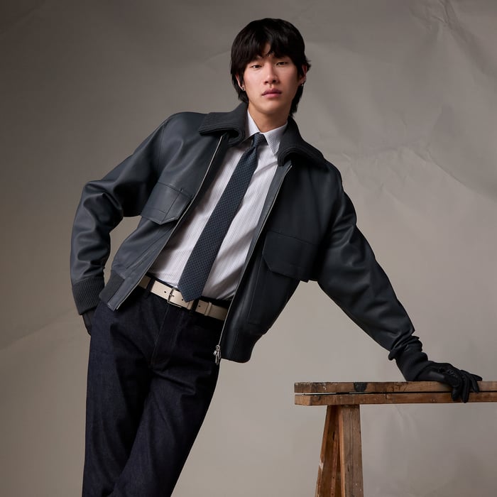 Dancing H Tie
