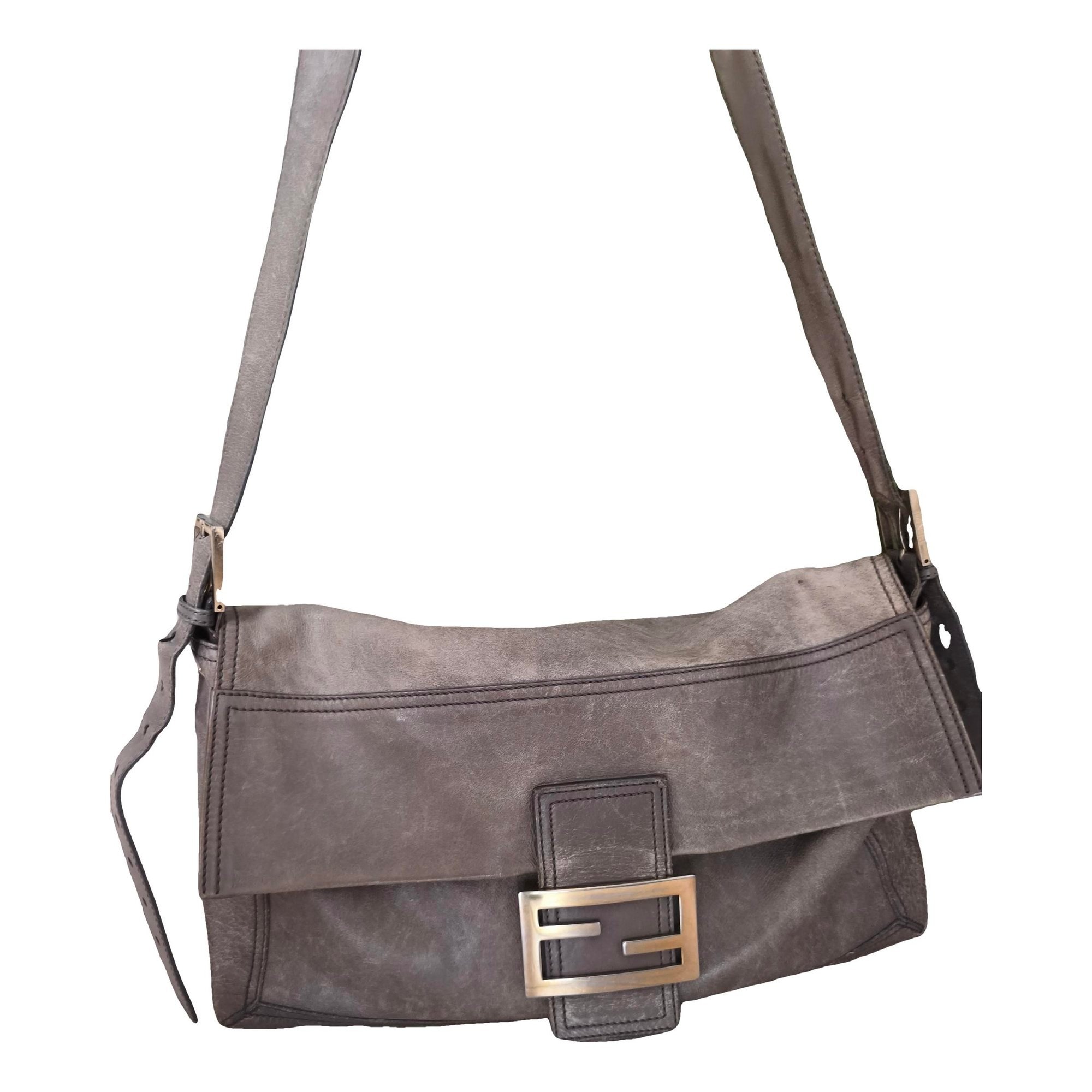 Baguette leather crossbody bag