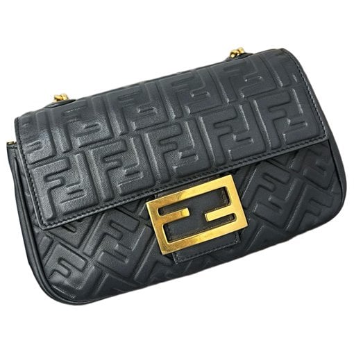 Baguette leather handbag