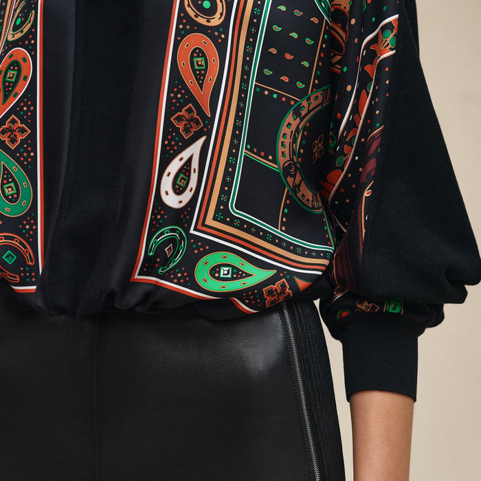 Noir "Porte-bonheur Bandana" Long-sleeve Sweater