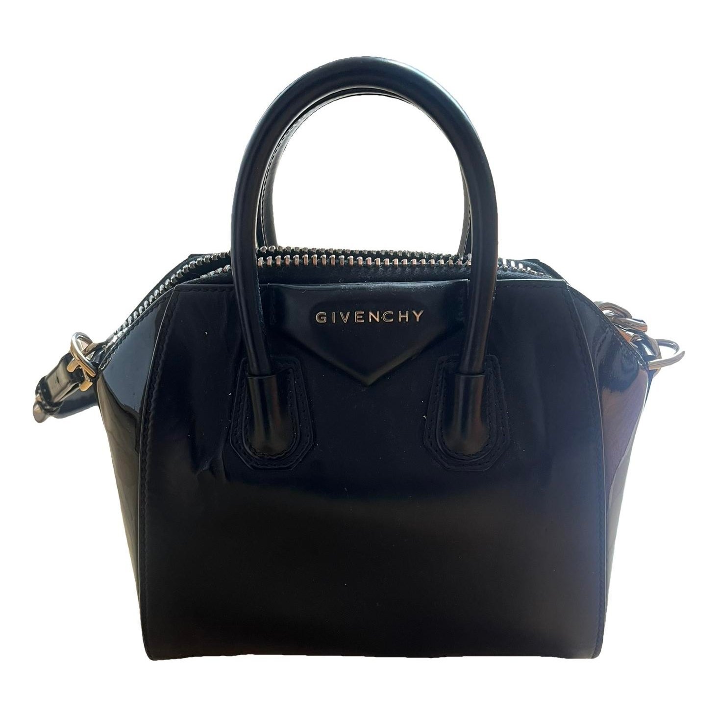 Antigona patent leather handbag