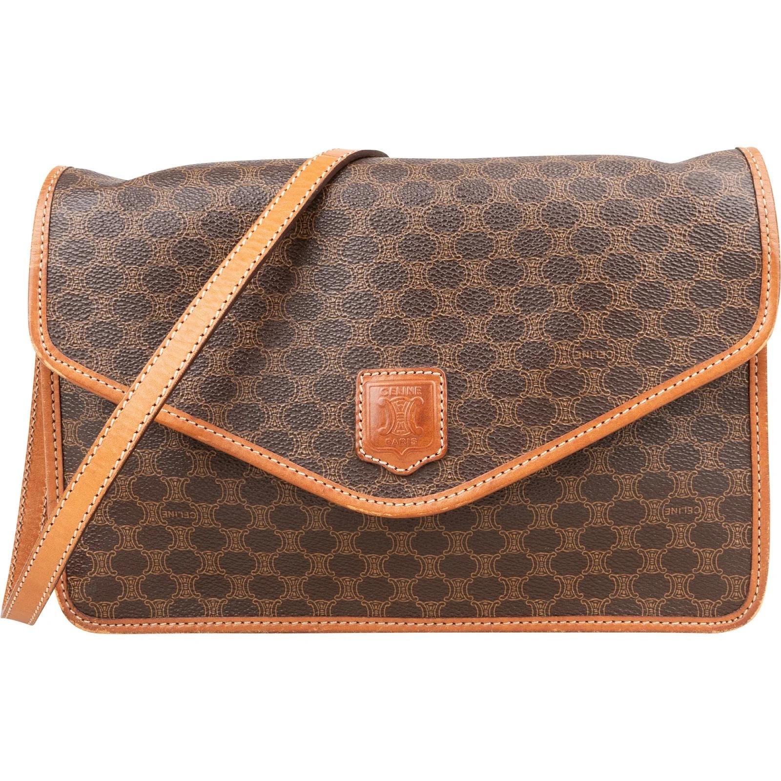 Case flap leather handbag