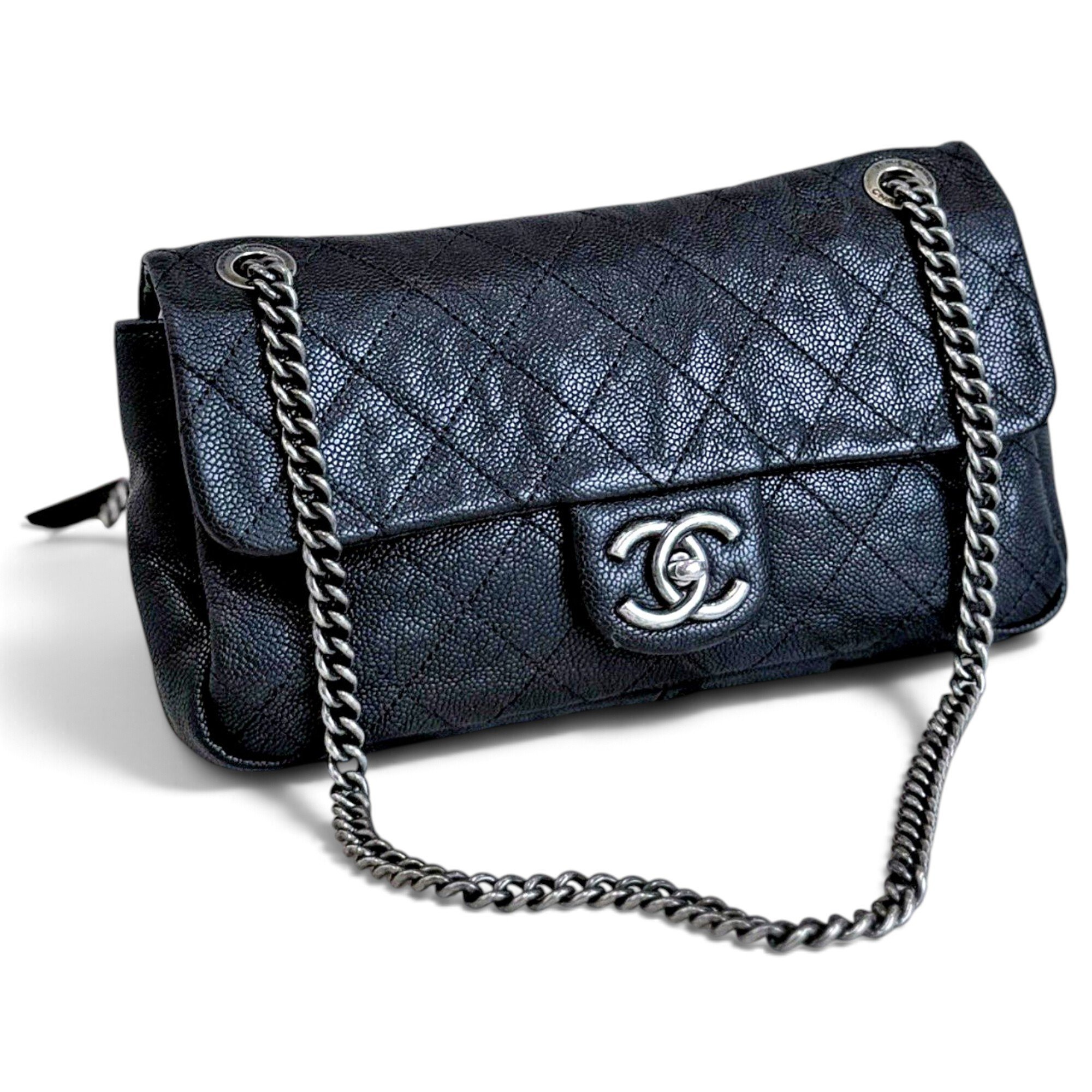 Timeless/Classique leather crossbody bag