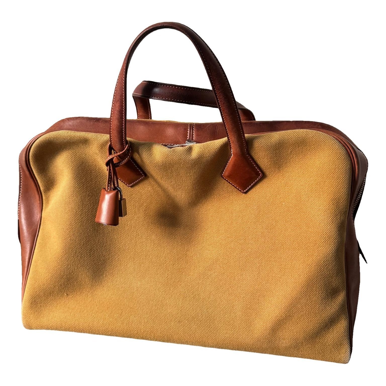 Victoria cloth handbag