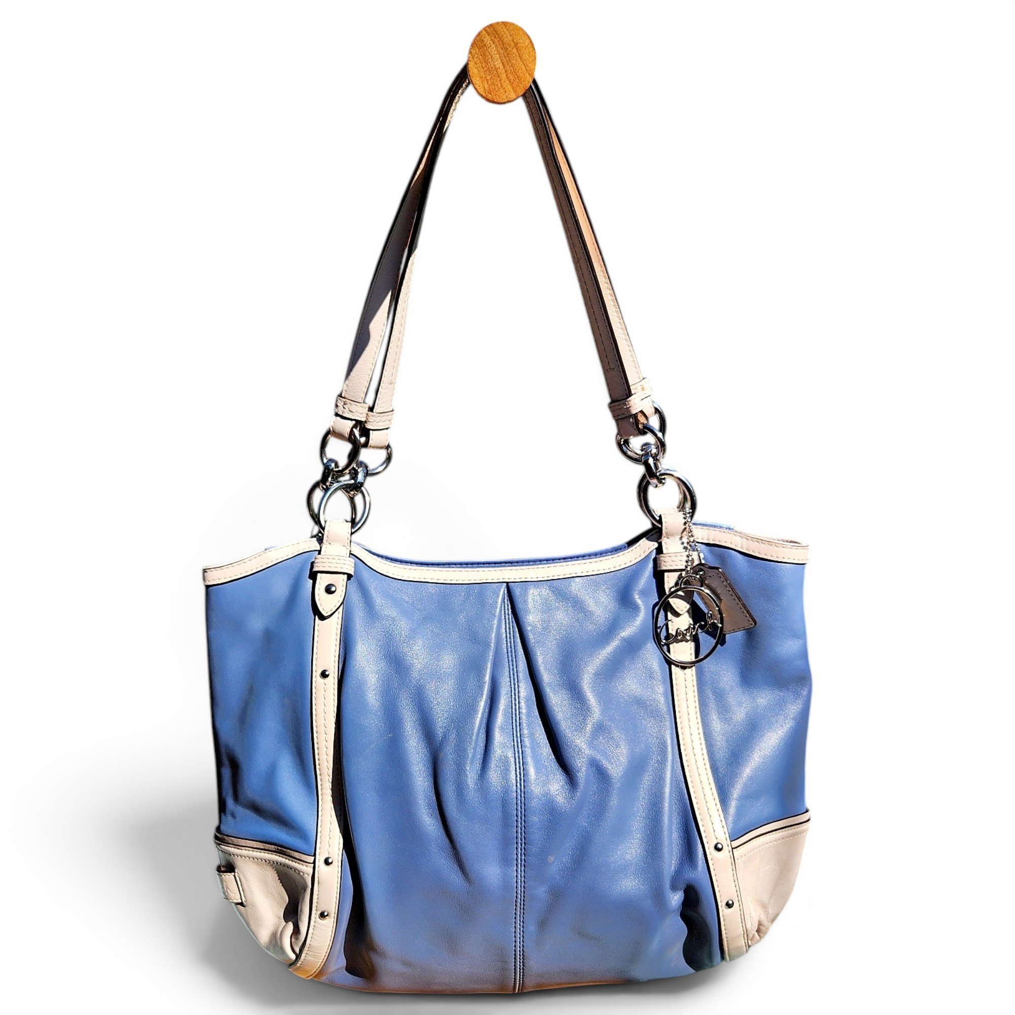 Leather tote