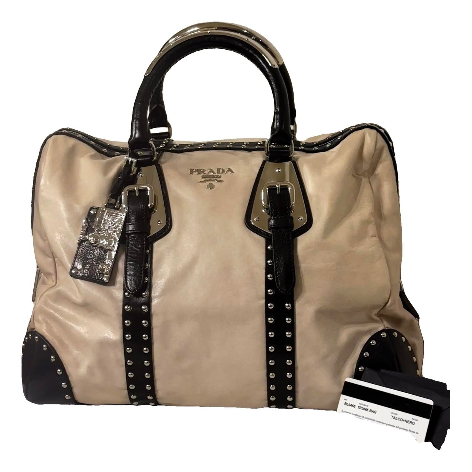 Leather handbag
