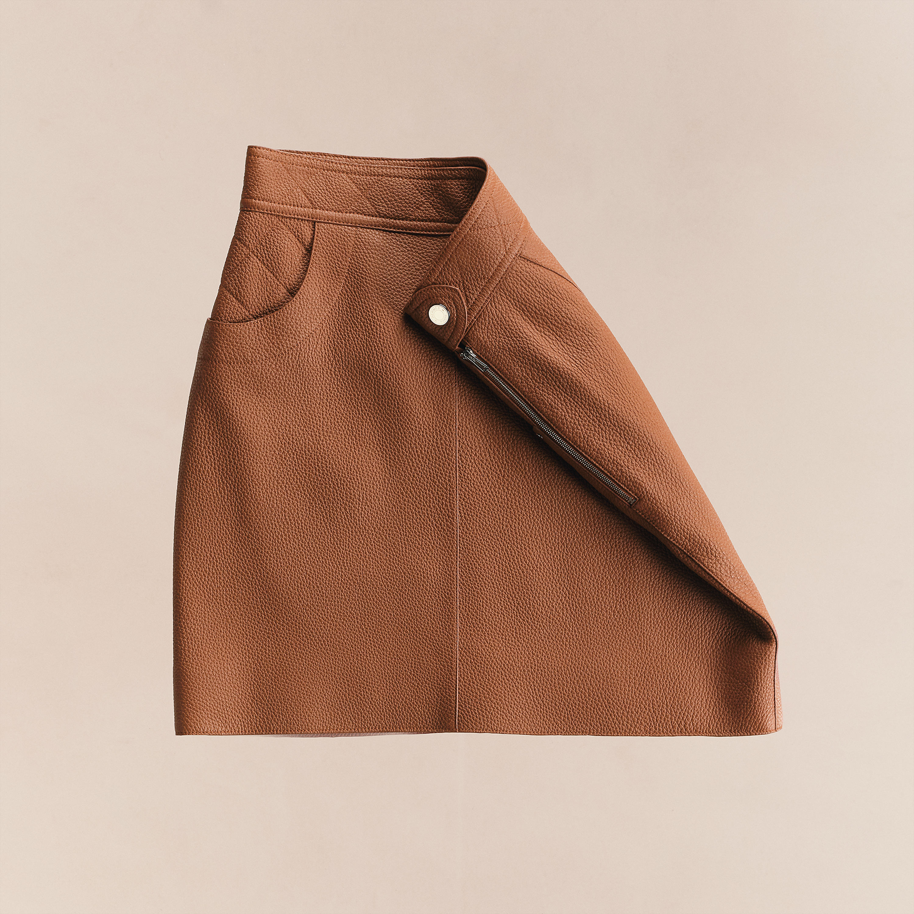 Mini-jupe détail matelassé