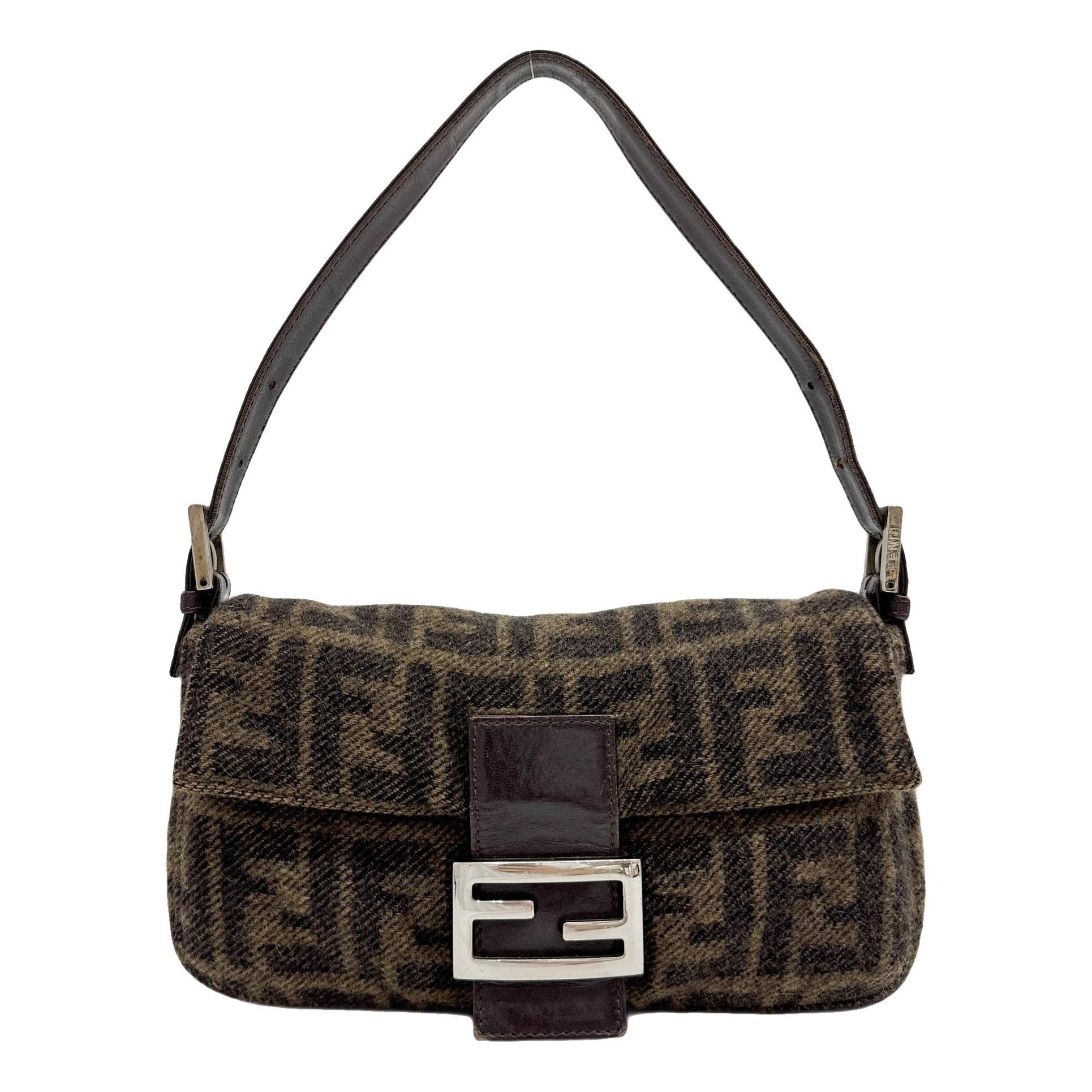 Baguette cashmere handbag