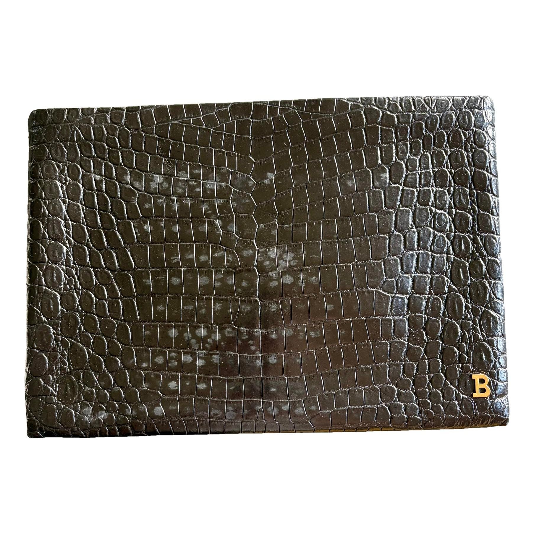 Bally Leather clutch bag