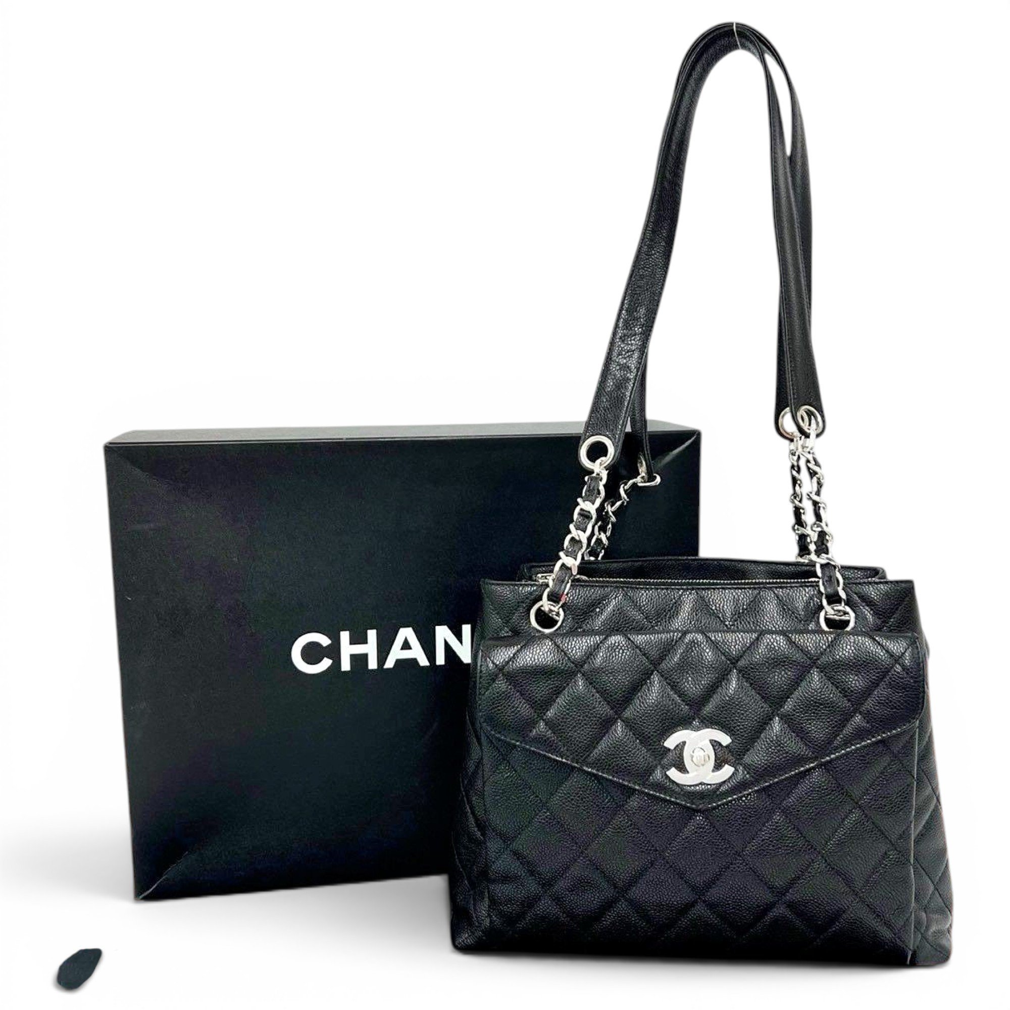 Leather tote