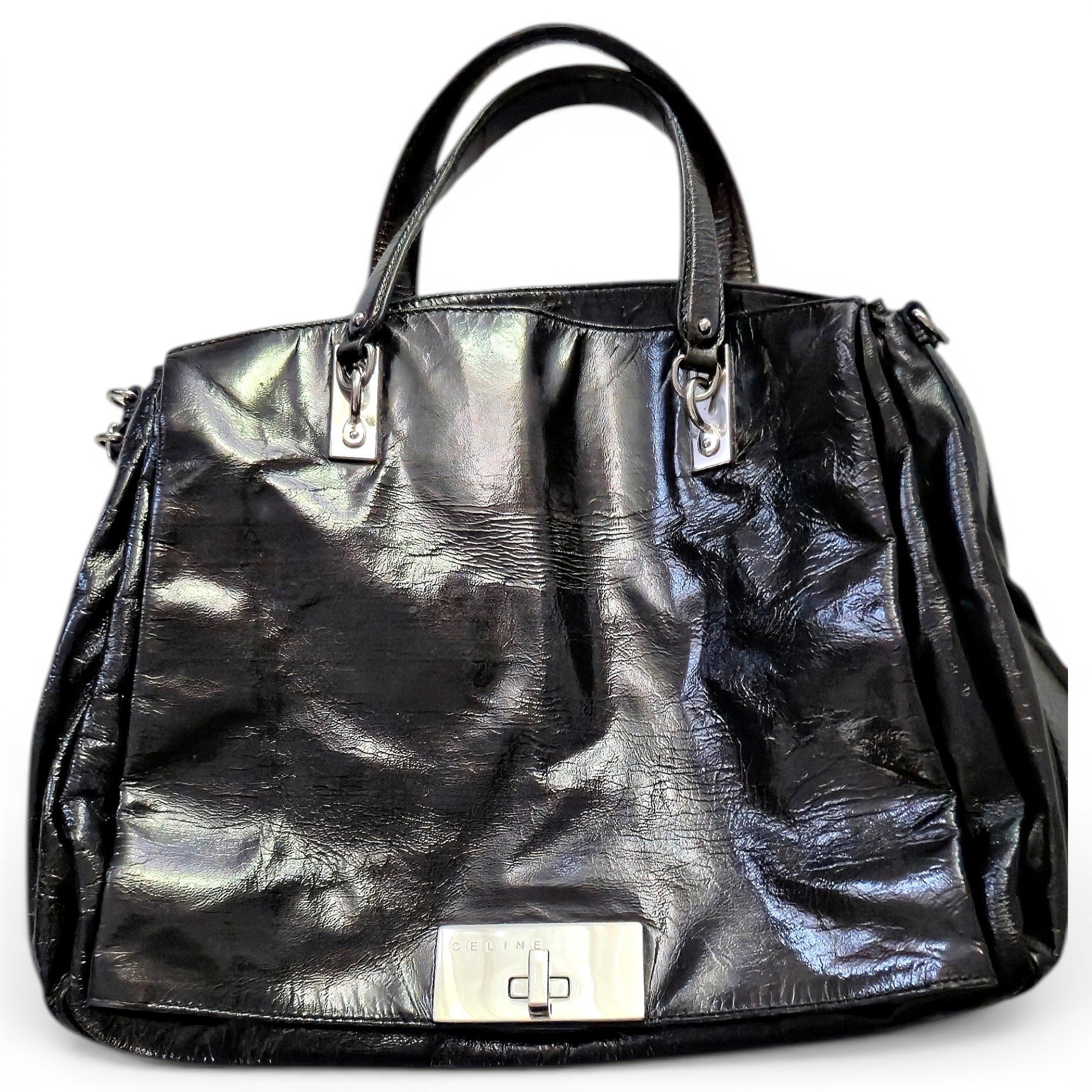 Case flap leather handbag
