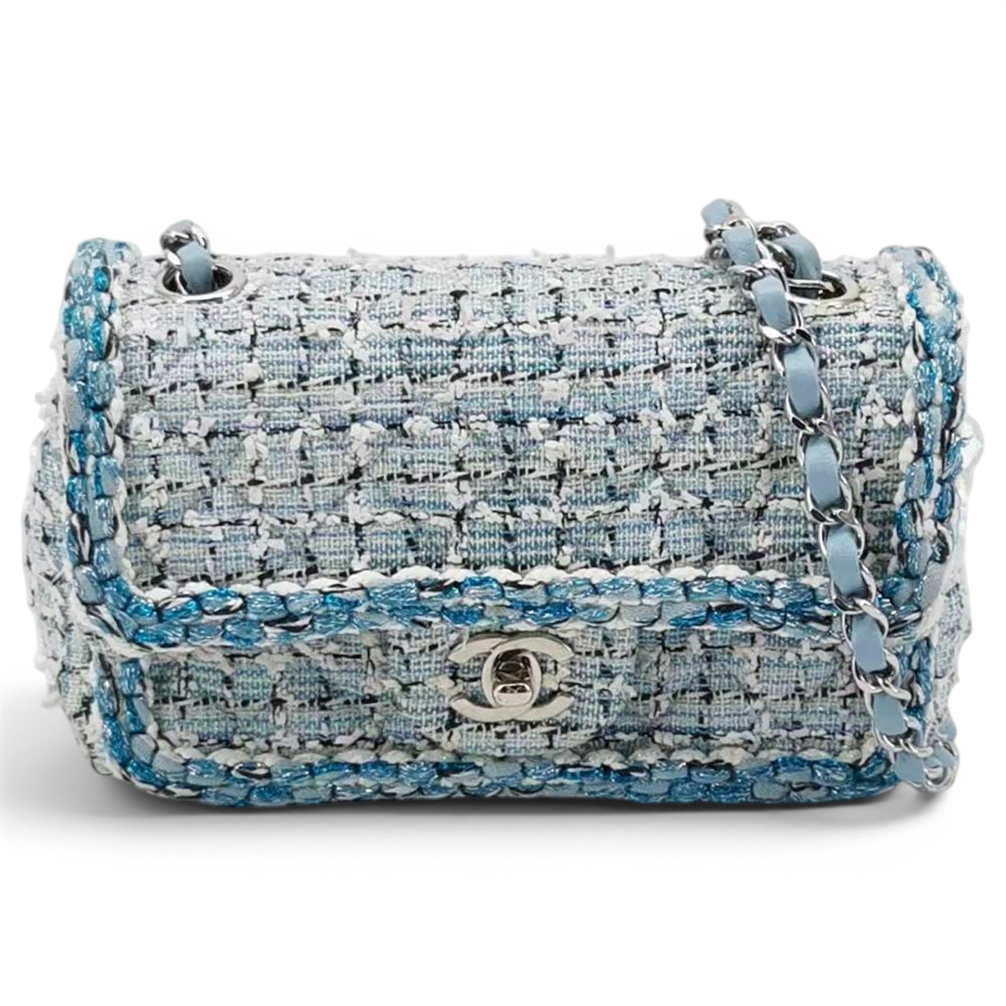 Chanel Timeless/Classique cloth crossbody bag