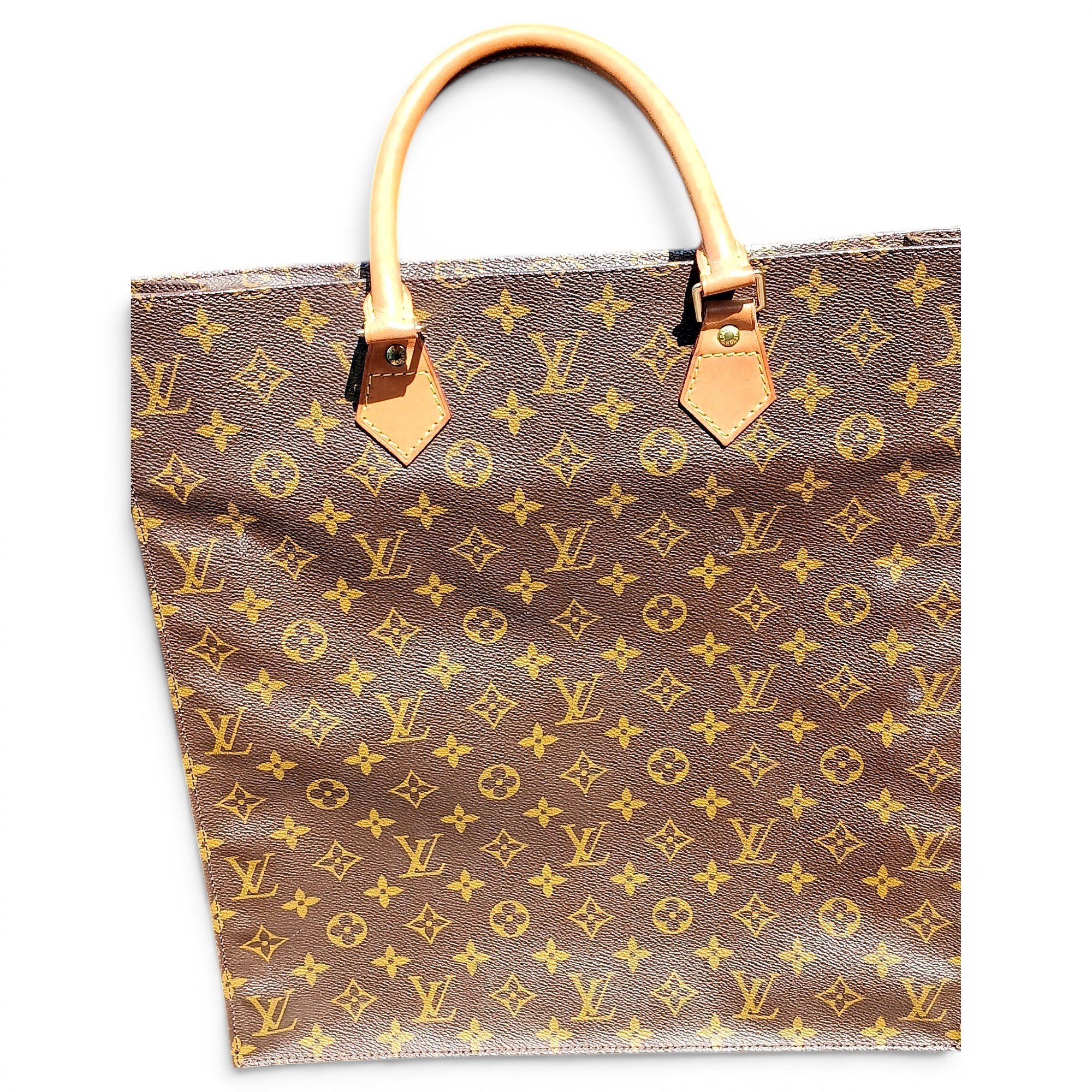 Plat leather handbag