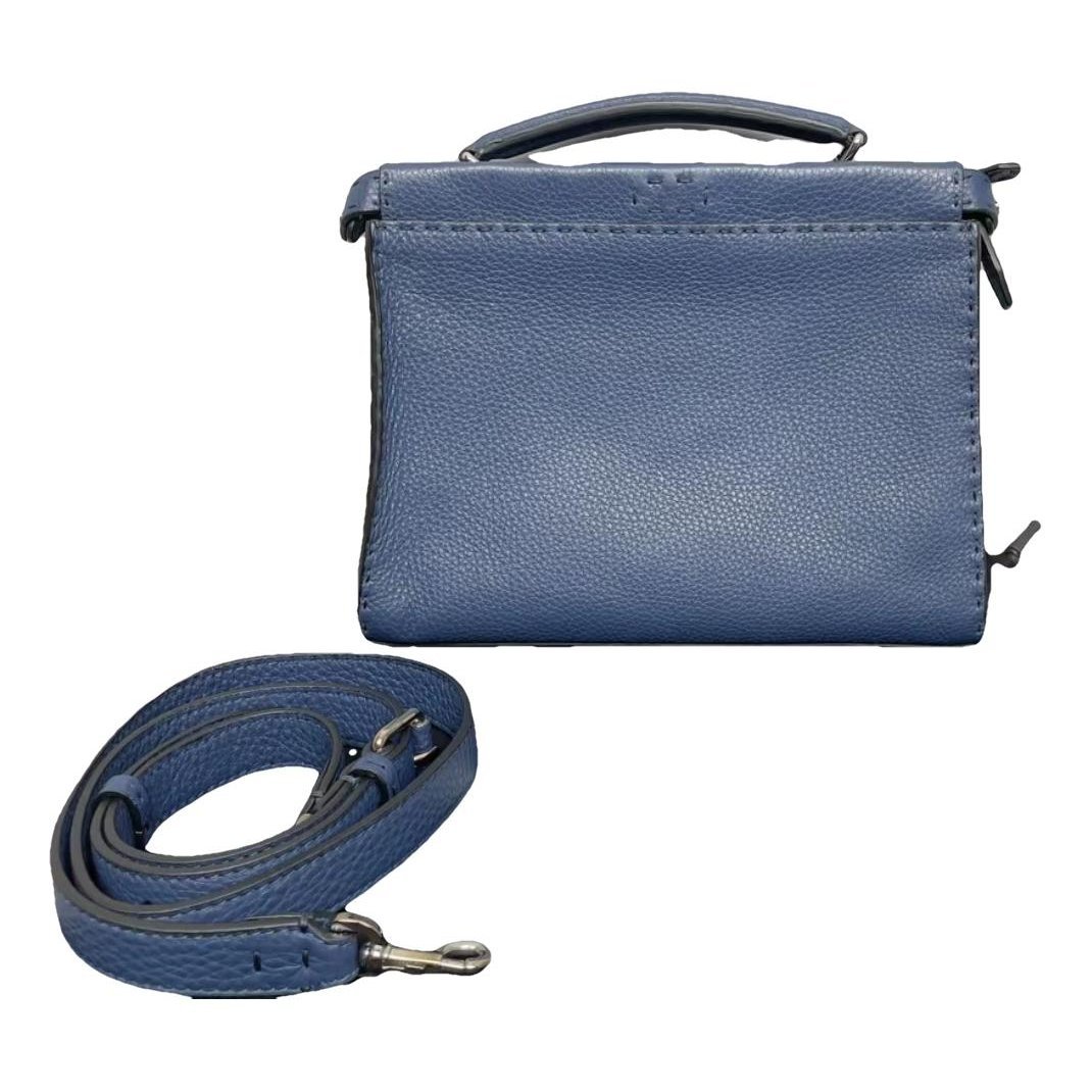 Peekaboo Essentially leather handbag