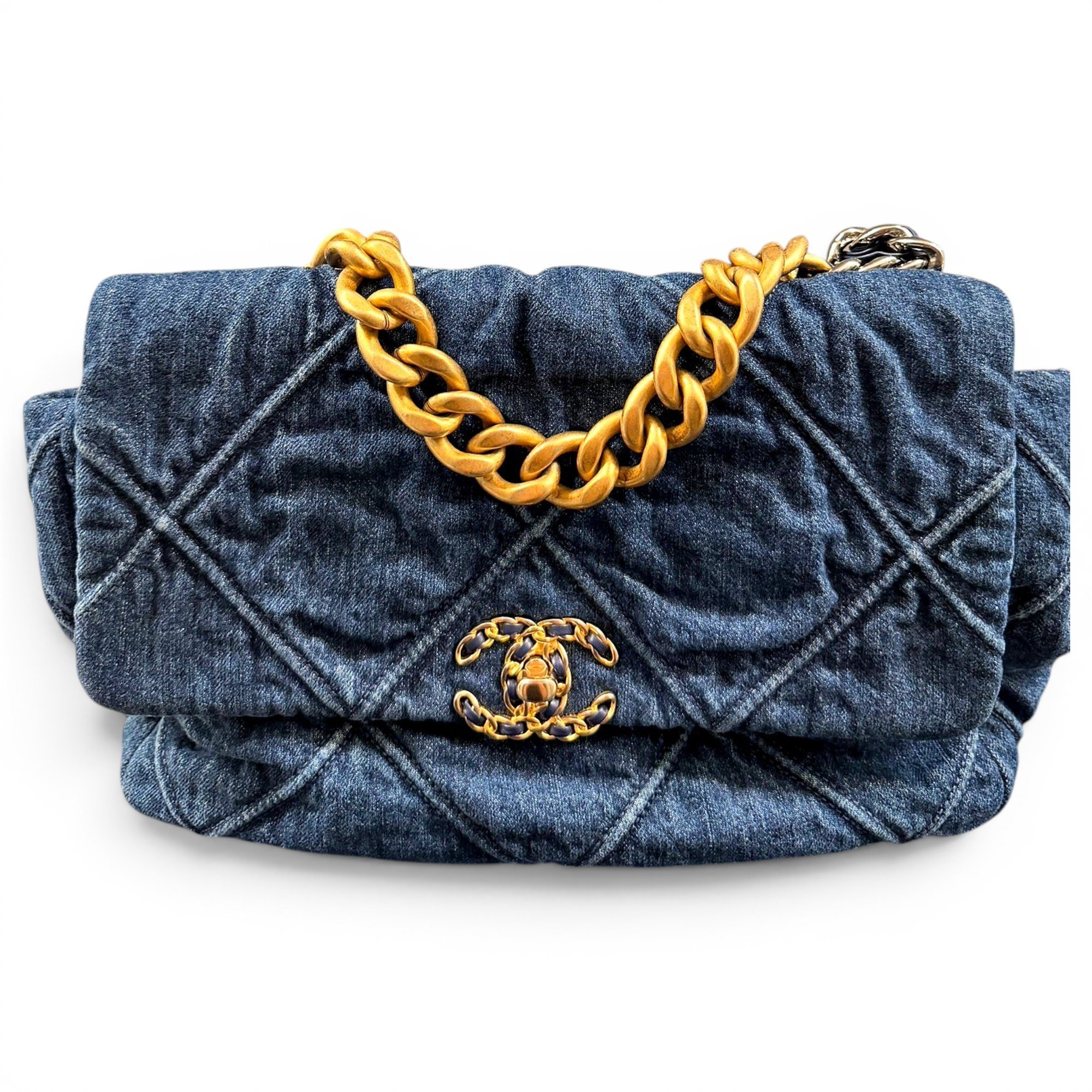 Chanel Chanel 19 handbag