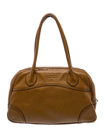 Vitello Daino Leather Shoulder Bag
