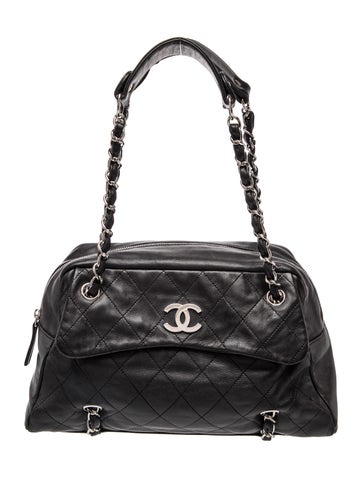 Diamond Stitch Soft Shoulder Bag