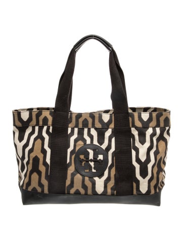 Signature Tote