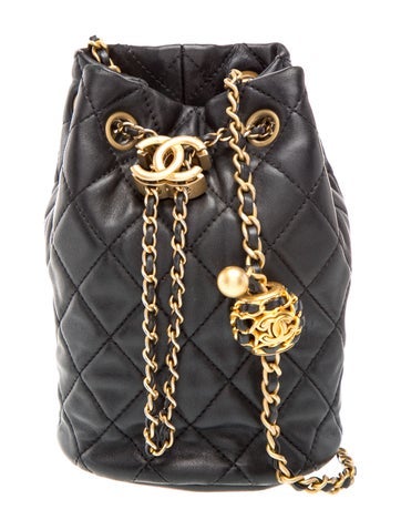 Pearl Crush Bucket Bag