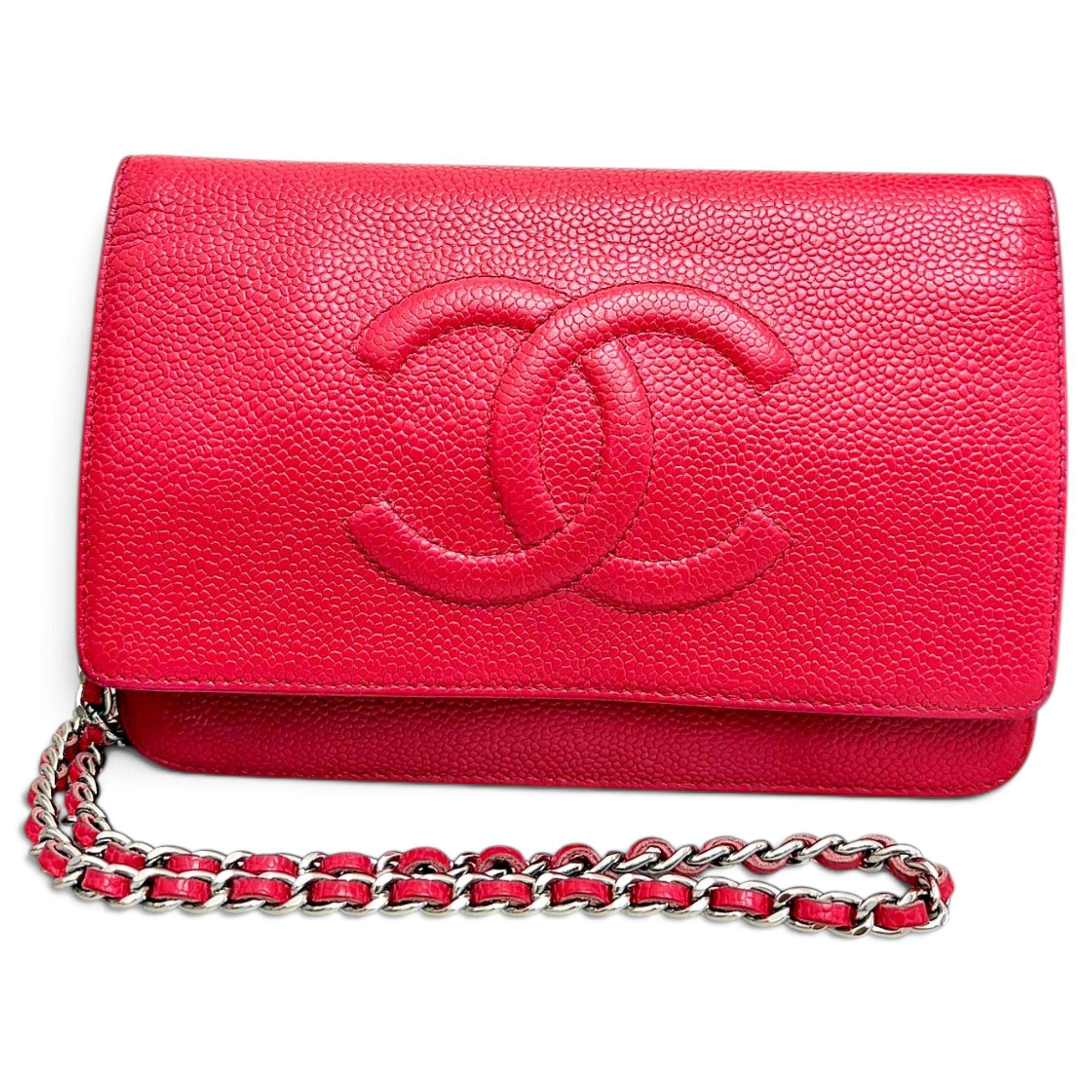Wallet On Chain leather crossbody bag