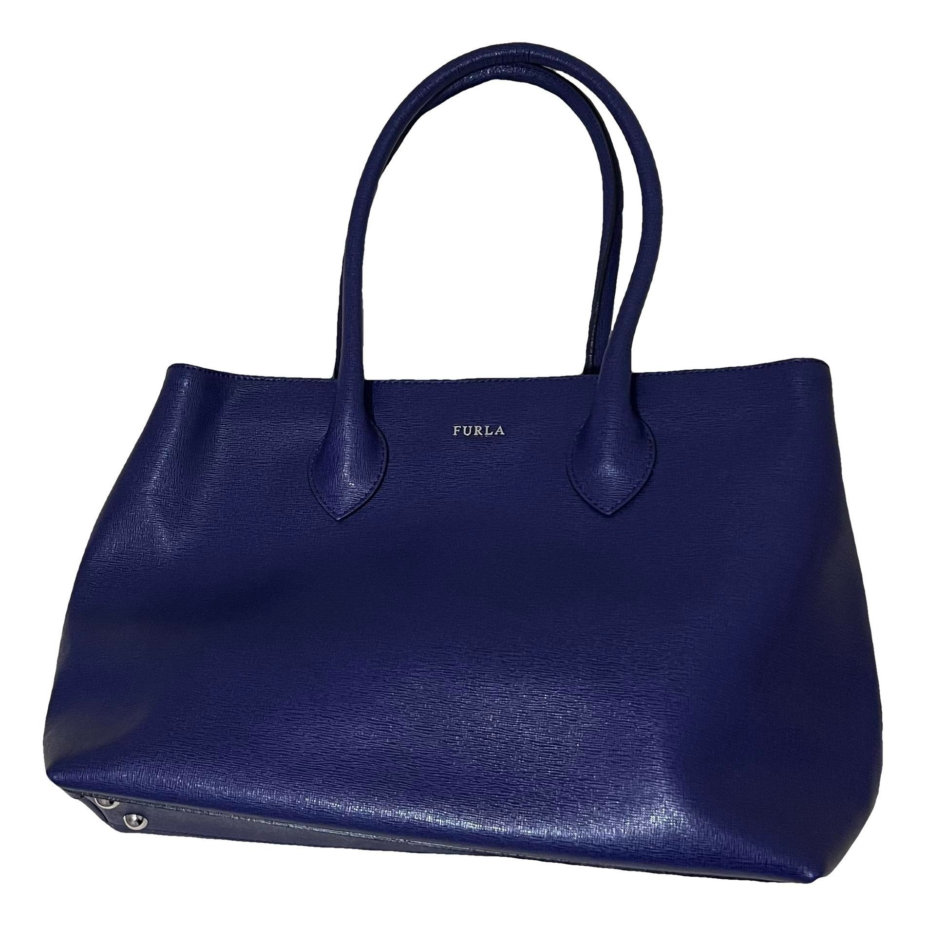 Leather tote