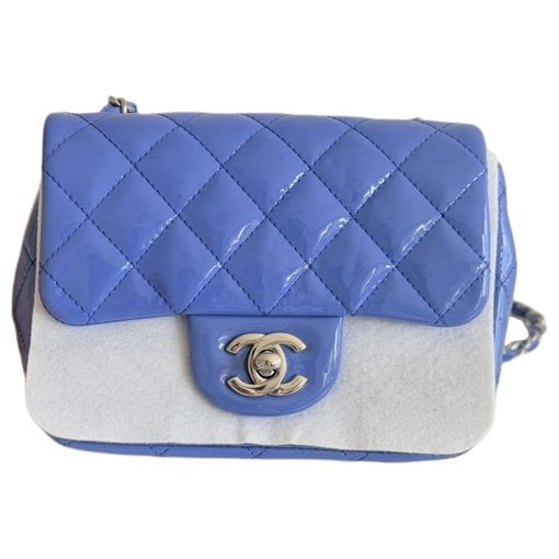Timeless/Classique patent leather crossbody bag