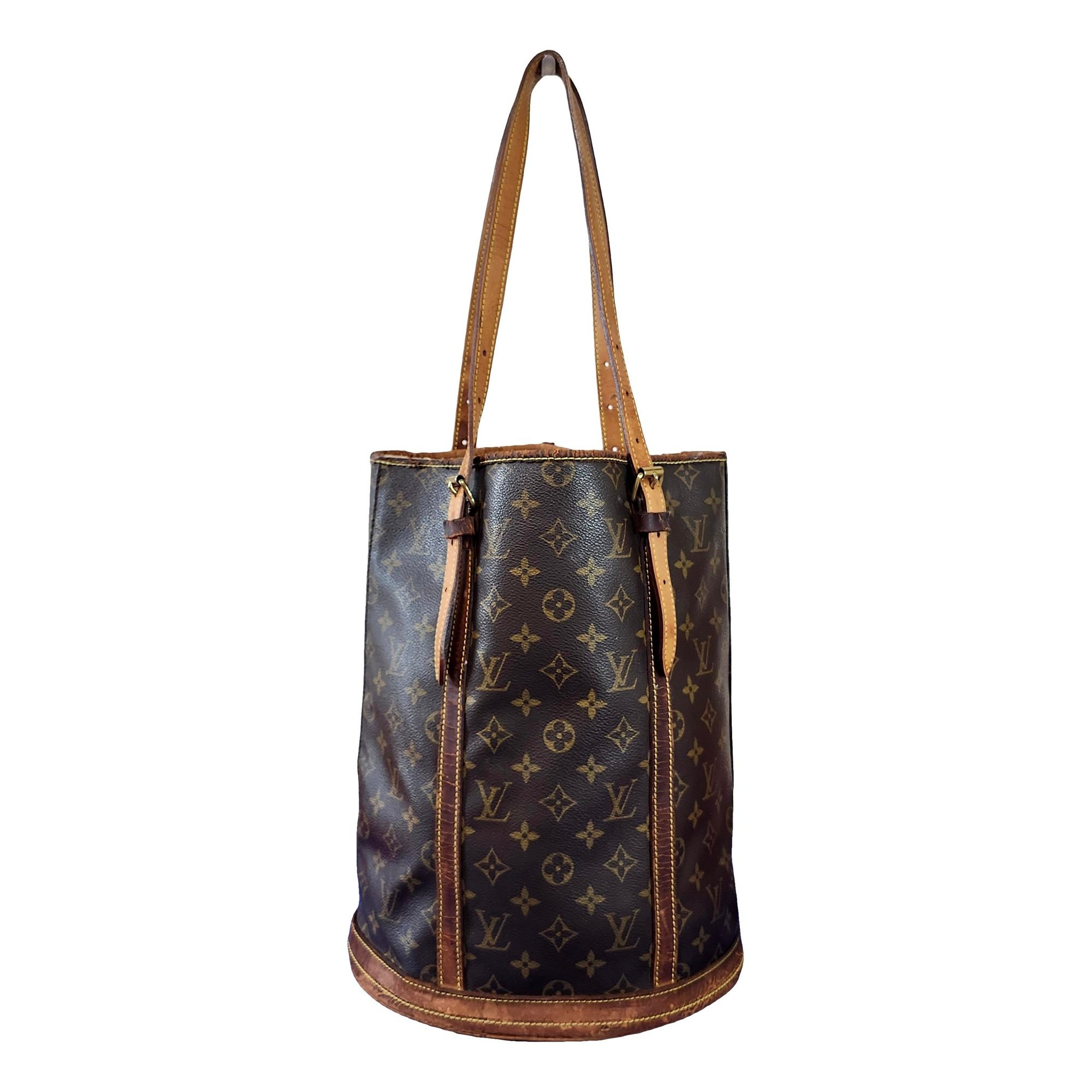 Bucket leather handbag