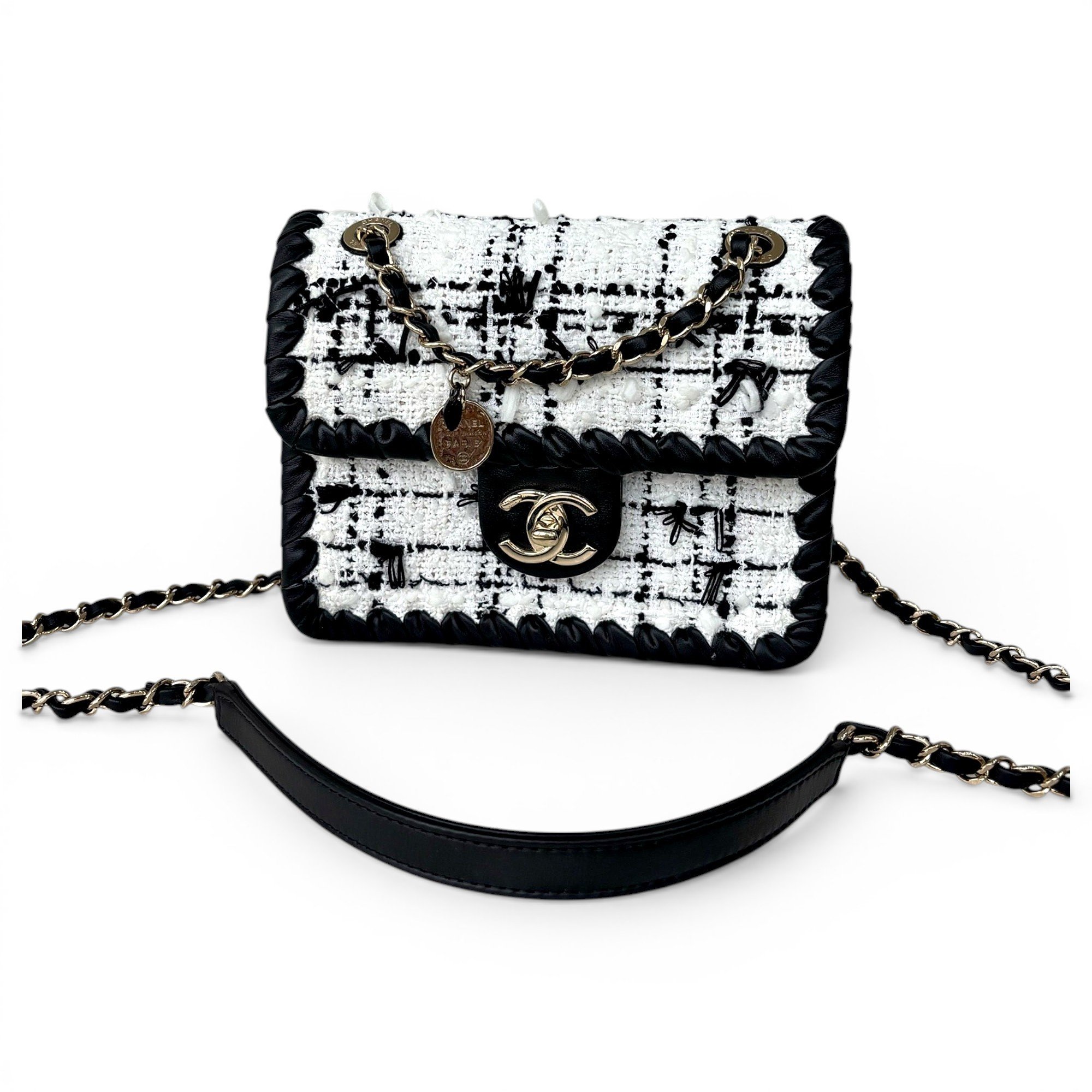 Timeless/Classique tweed crossbody bag