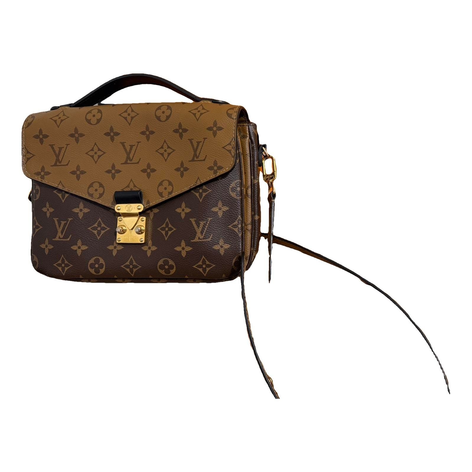 Metis leather crossbody bag