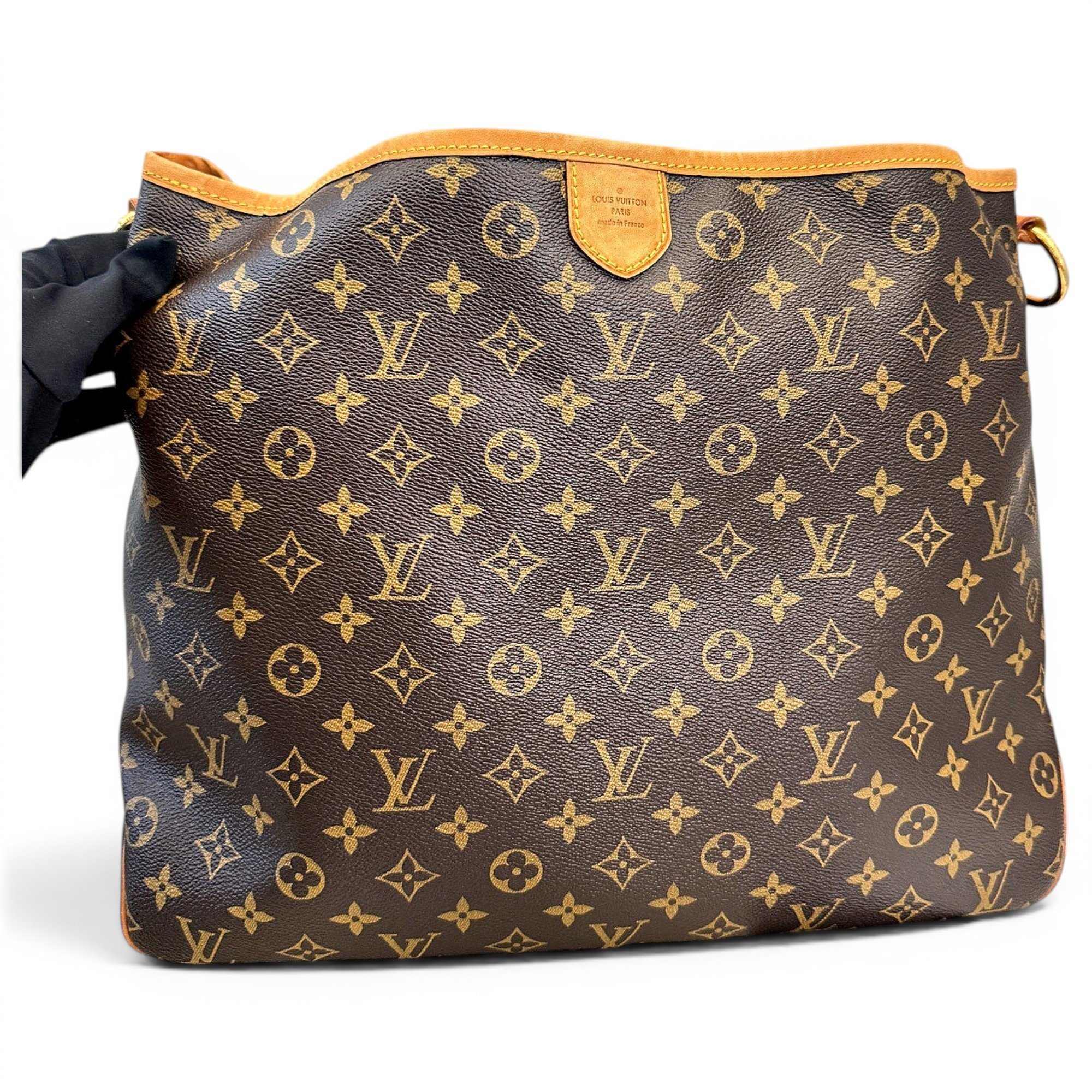 Delightful leather handbag