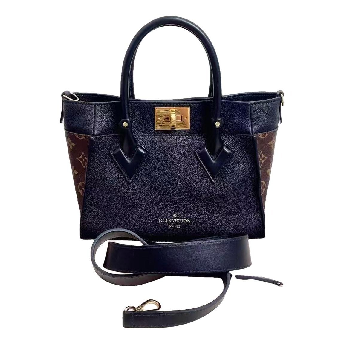 On My Side leather handbag