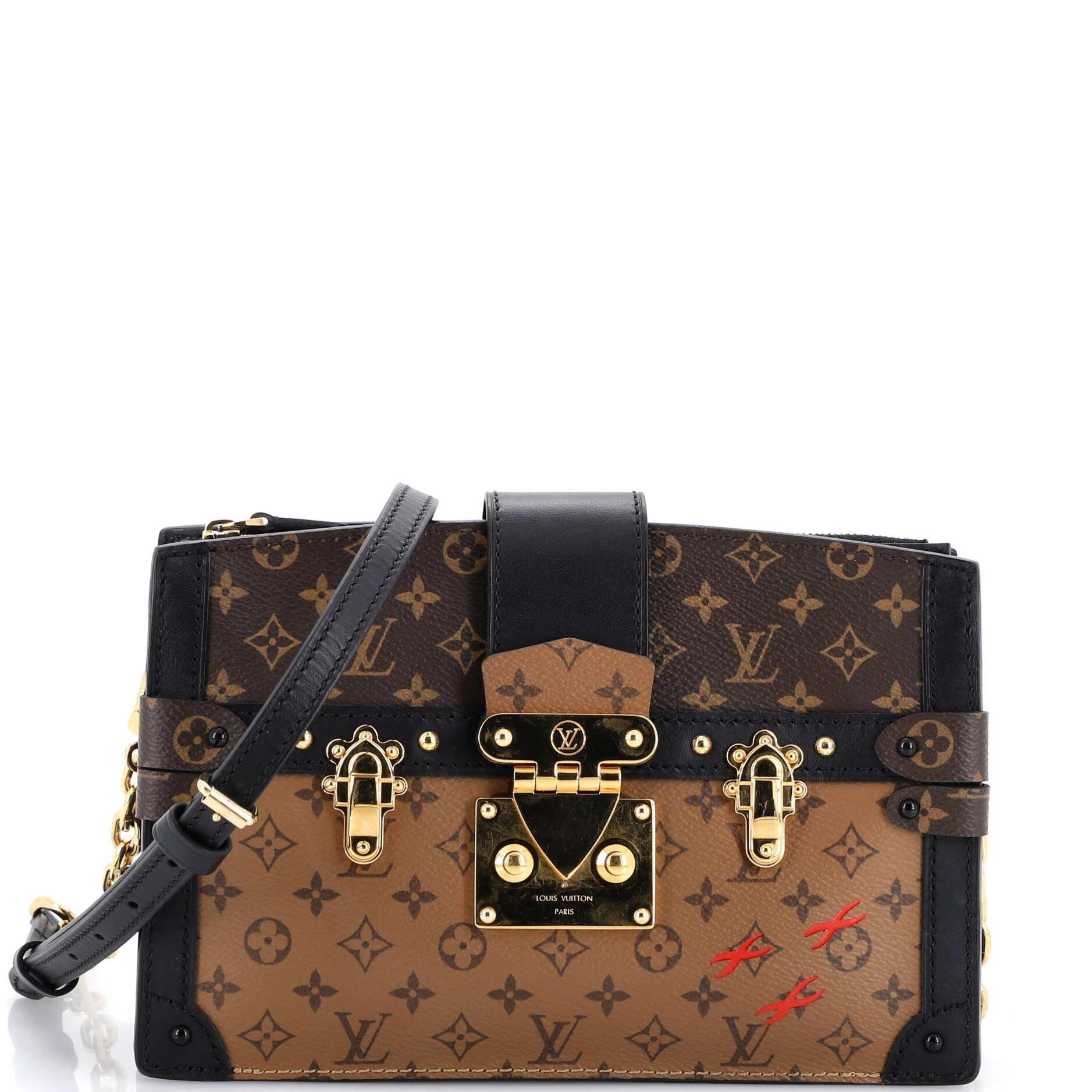 Cloth clutch bag