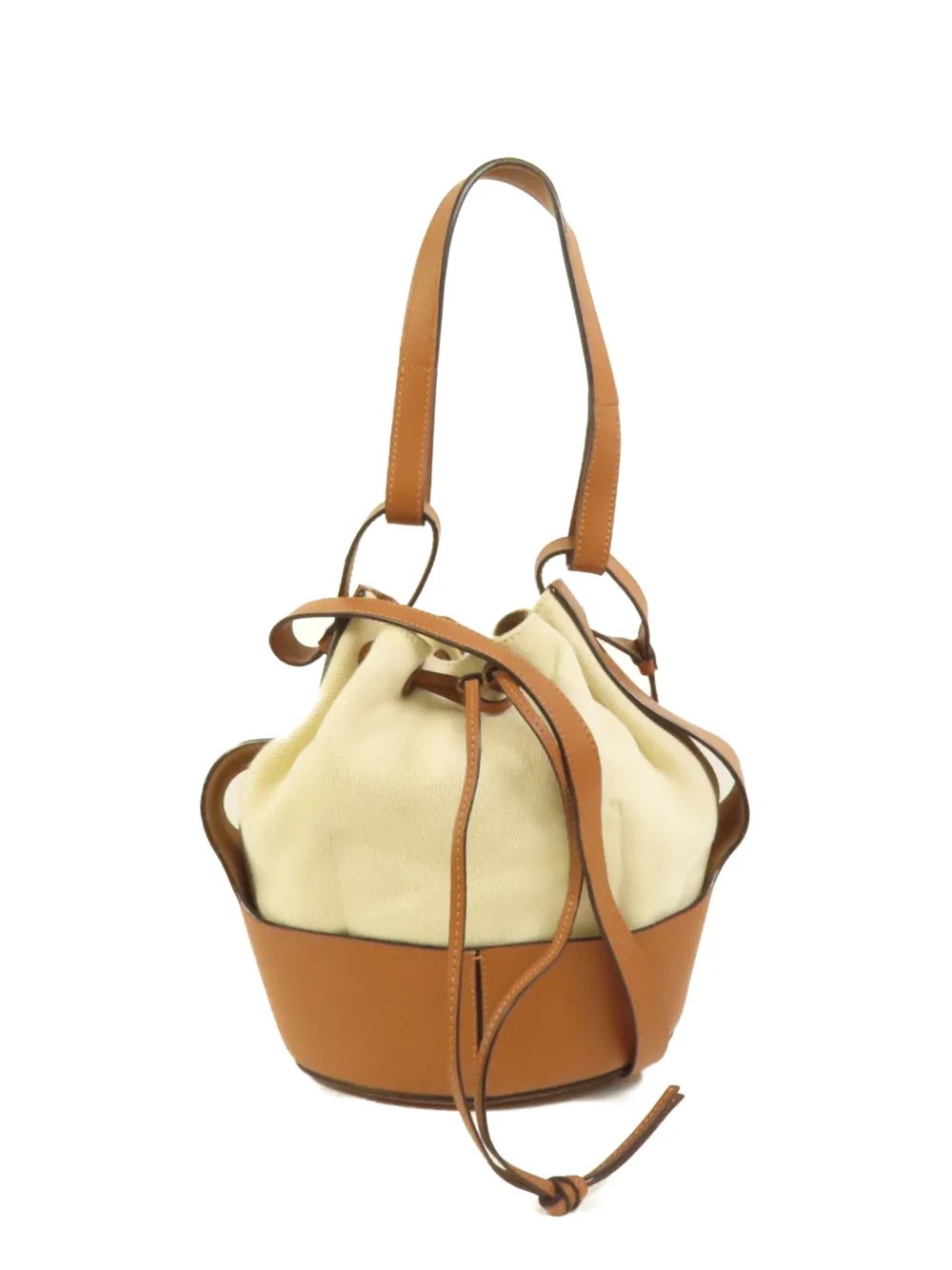 Balloon shoulder bag