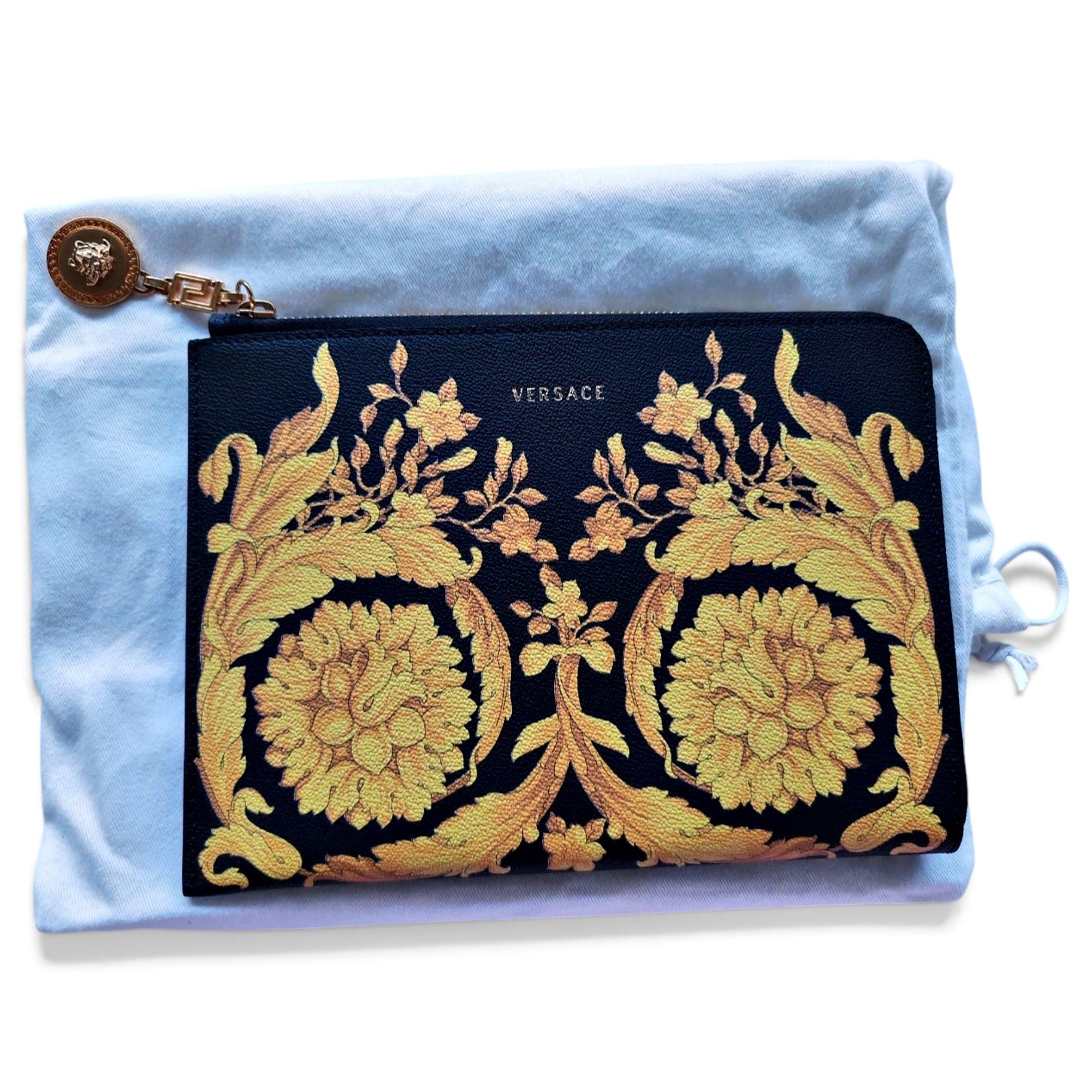 La Medusa leather clutch bag
